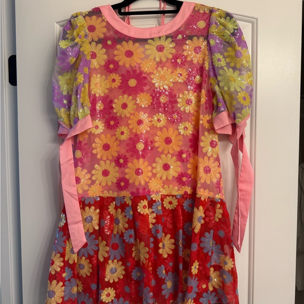 Queen of Sparkles - Floral Dress with Puff Sleeves
